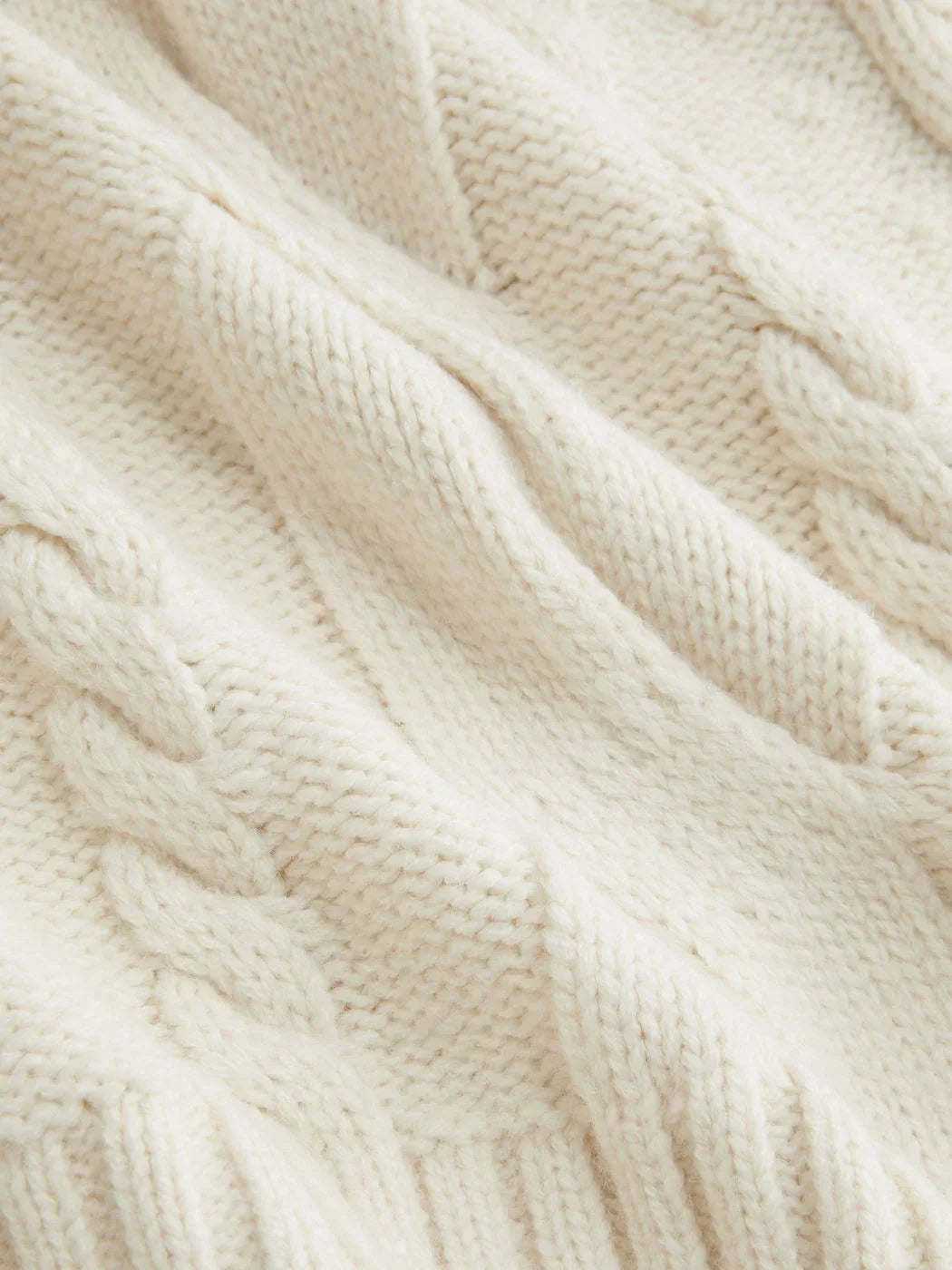 Oswin Jumper in Cable Knit Warm